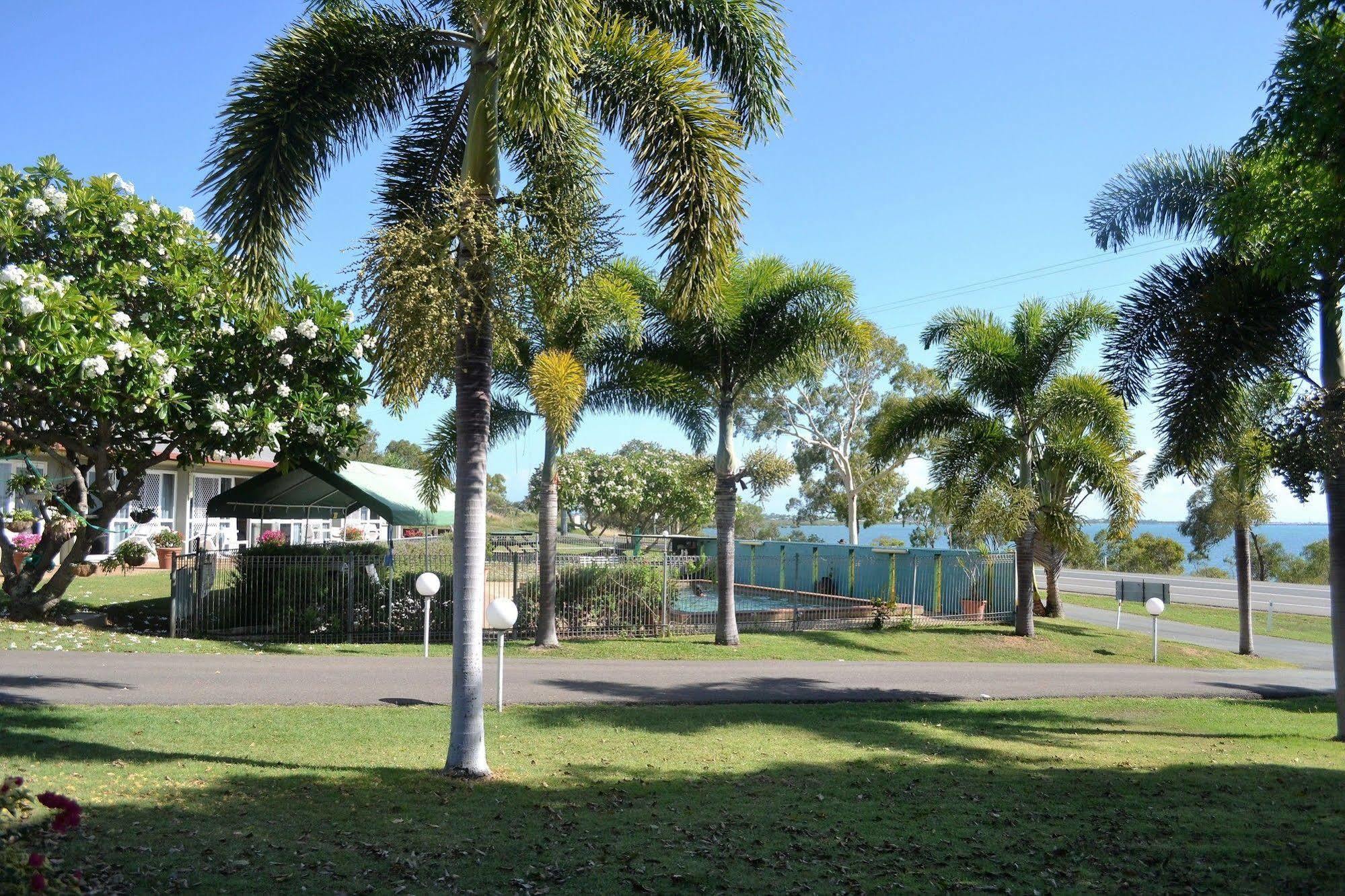 Ocean View Motel Bowen Esterno foto